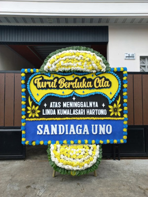 Papan Bunga Duka di Tojo Una Una